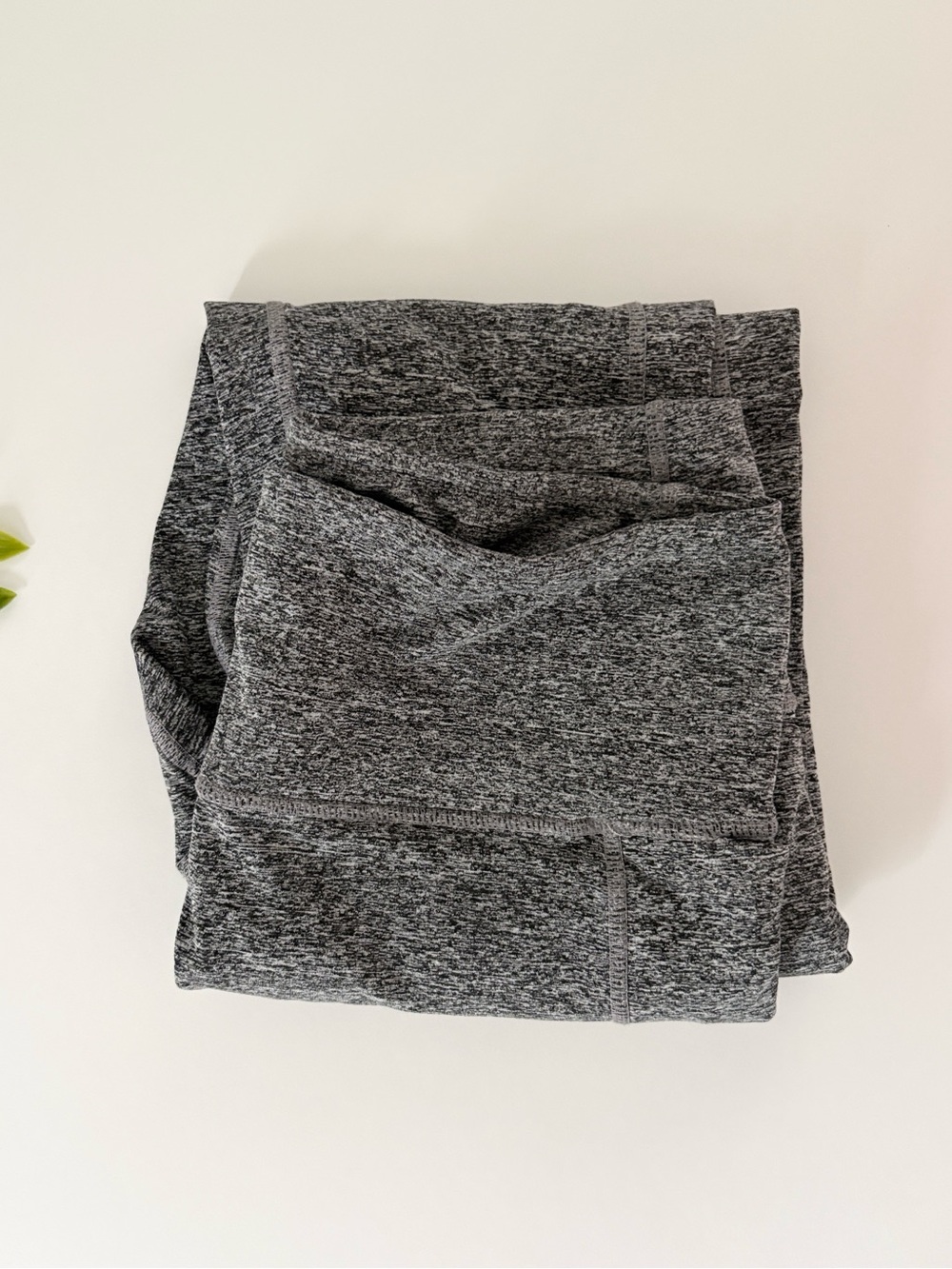 women’s gray leggings